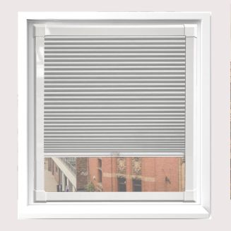 Hive Plain White Pleated Blind With White Frame