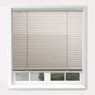 Elevate Venetian Matt Natural