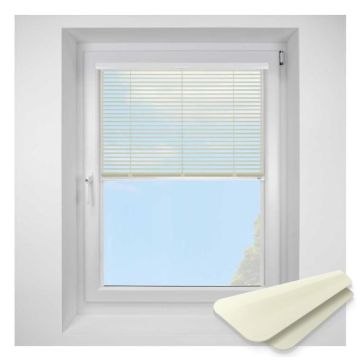 intu-v-mint-cream-w-view-swatch.jpg